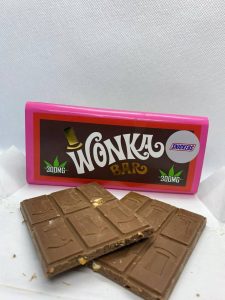 These chocolate bars combine a rich, creamy flavor with 500mg of high-grade THC. Whether you're looking to relax, sleep better, or boost your mood, this edible delivers real results that last.